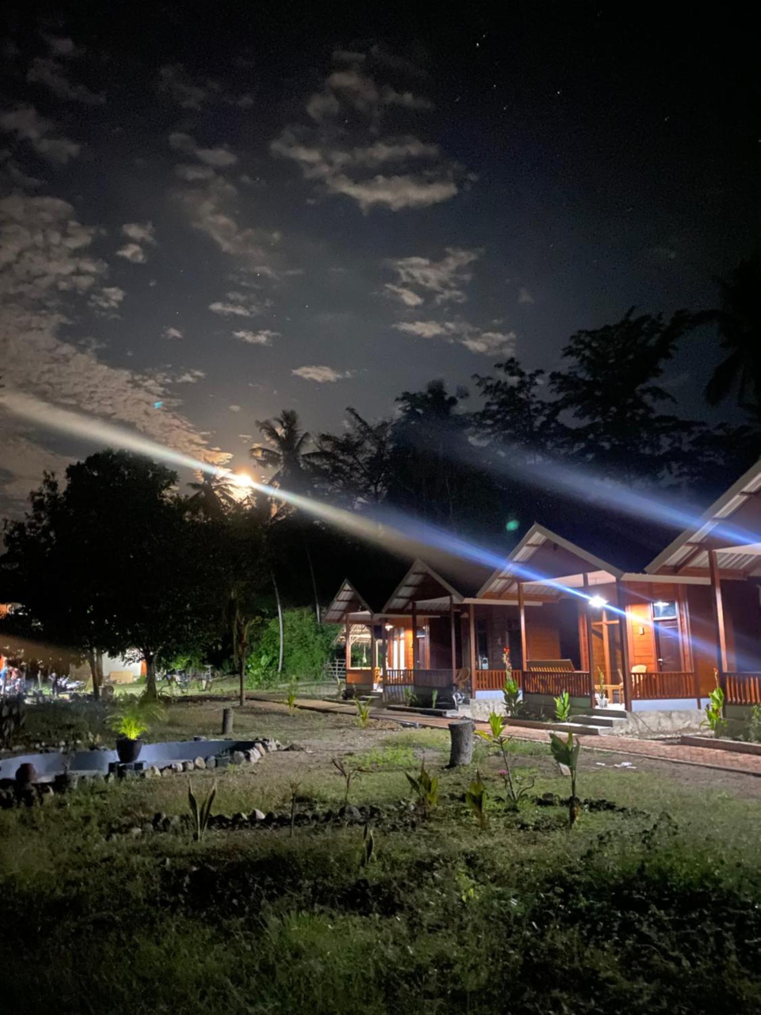 Nuna Bungalows Riung Exterior photo
